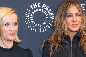 Reese Witherspoon: Sie gratuliert "großer Schwester" Jennifer Aniston