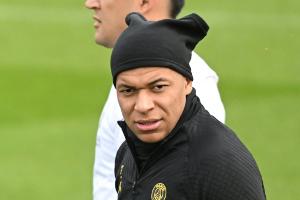 Medien: Stürmerstar Mbappe zurück im PSG-Training