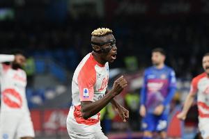 Eintracht-Gegner Neapel untermauert Tabellenführung