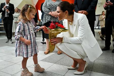 Berührende Momente: Victoria und Daniel von Schweden in Down Under