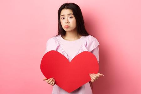 Einsam am Valentinstag? Wie Singles den 14. Februar überstehen