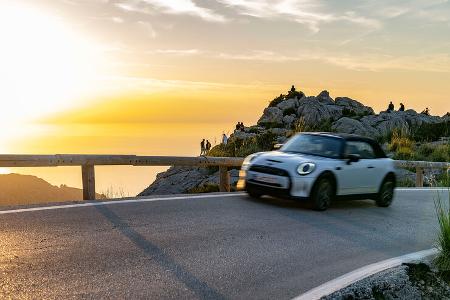 Mini Cooper SE Cabrio