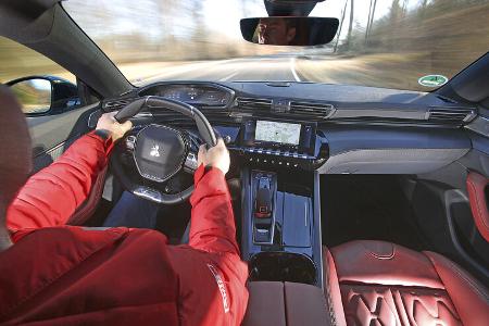 Peugeot 508 SW PureTech 180, Interieur