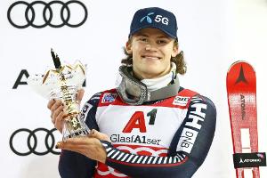 Medaillenanwärter Braathen startet im WM-Slalom