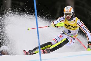 Straßer verpasst WM-Medaille im Slalom