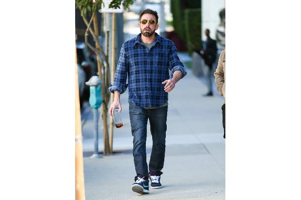 Ben Affleck gab sich genauso empört wie der Rest von Hollywood, als die Machenschaften von Harvey Weinstein aufgedeckt wurden. Später behauptete Schauspielerin Rose McGowan, ihr Kollege habe jahrelang ...