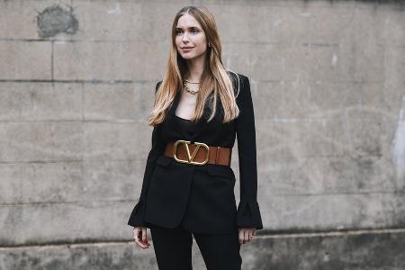 Fokus auf die Taille: Die Körpermitte zu betonen, ist in