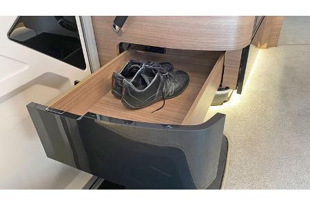 Test Concorde Credo Schuhfach