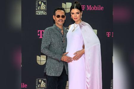 Marc Anthony und seine Frau zeigen ihr Babyglück auf dem roten Teppich