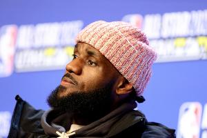 Medien: LeBron James droht wochenlange Pause