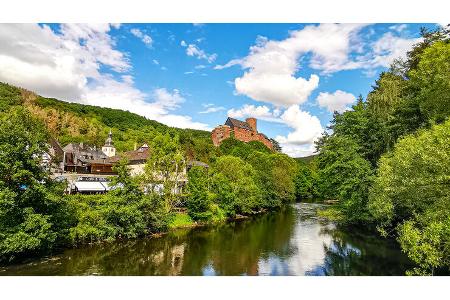 Aachen und Eifel Burg