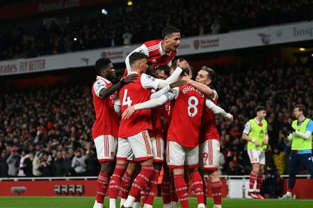 Arsenal baut Vorsprung aus - Klopp holt mit Liverpool auf
