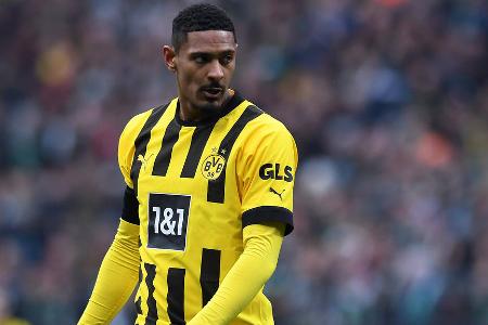 ANGRIFF: Sébastien Haller (bis 72.) - Note: 5,0 - Machte Bälle in der Spitze fest und probierte, die Kollegen in Szene zu setzen. Agierte im Passspiel aber ungenau und brachte indiskutable 29 Prozent der Zuspiele zum Mitspieler. Zudem komplett torungefährlich.
