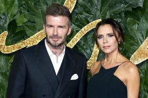 Die Beckhams: Stylischer Familienauftritt in Paris