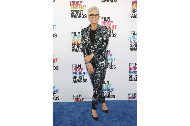 Jamie Lee Curtis lässt zurzeit keinen roten Teppich aus. Kein Wunder, spielt sie doch im Erfolgsfilm 'Everything Everywhere All At Once' mit. Auch sie war für die beste Nebenrolle nominiert gewesen.
