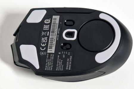 Der optische Focus-Pro-Sensor löst mit bis zu 30.000 DPI auf.