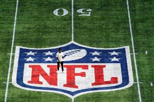 Jones kritisiert die NFL: "Kann nicht rennen oder springen"