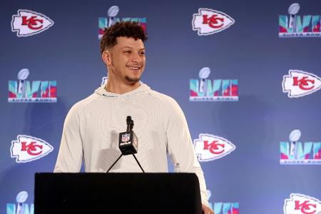 NFL: Mahomes zum zweiten Mal zum MVP ernannt