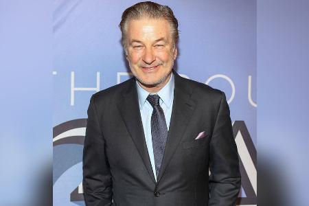 Nach Klage-Welle: Alec Baldwin gutgelaunt auf dem roten Teppich