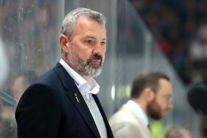 Trotz Katastrophensaison: Aubin bleibt Eisbären-Trainer