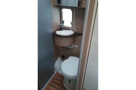 Laika Kosmo Van (2019)