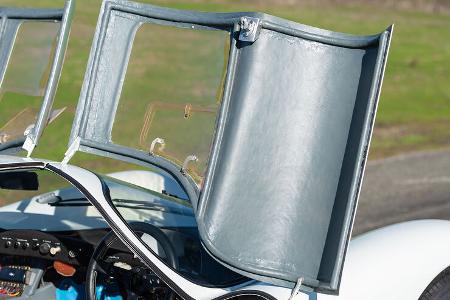 Porsche 907-025 K (1968) Targa Florio #224 Vic Elford doors