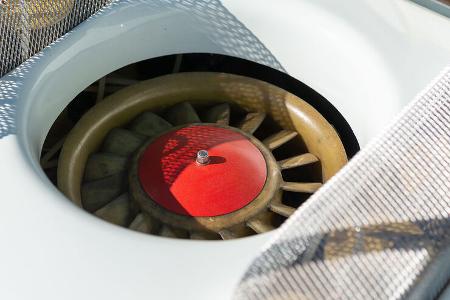 Porsche 907-025 K (1968) Targa Florio #224 Vic Elford Lüfterrad