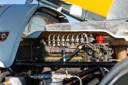 Porsche 907-025 K (1968) Targa Florio #224 Vic Elford Engine