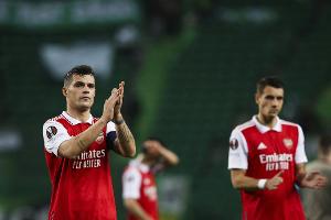 Arsenal mit Remis in Lissabon - United siegt klar