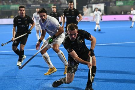 Hockey: Deutschland verliert erstes Spiel nach WM-Coup