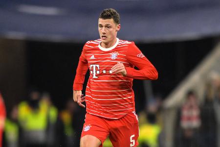 Benjamin Pavard - Note: 1,0 - Eigentlich fing die Partie ganz blöd für ihn an. Seine unglückliche Kopfballverlängerung in den eigenen Strafraum zog das 0:1 durch Berisha nach sich. Umso beeindruckender war seine Antwort: Beim 2:1 mit einem Torjägerinstinkt à la Thomas Müller, der Scherenschlag zum 3:1 war dann technisch erste Sahne.