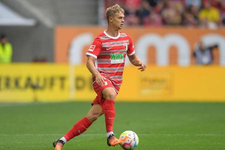 ABWEHR: Robert Gumny (bis 46. Minute) - Note: 5,0 - Nach seinem Einwurf, aus dem in der zweiten Minute das 1:0 für Augsburg resultierte, tauchte er ab. Oder, um im Bild zu bleiben: Er nahm wie viele seiner Abwehrkollege Schwimmunterricht beim FC Bayern.