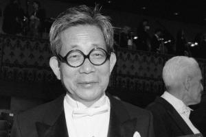Trauer um Kenzaburō Ōe: Der Literaturnobelpreisträger ist tot