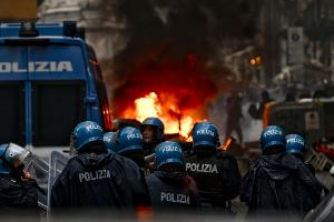 Weitere Ausschreitungen in Neapel nach Eintracht-Gastspiel