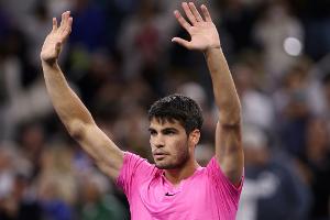 Alcaraz zieht in Indian Wells ins Halbfinale ein