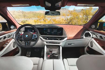 BMW XM Cockpit Innenraum