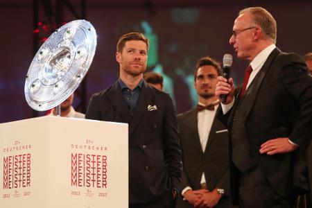 Vor Bayern-Duell: Rummenigge sieht Alonso 