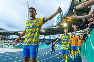 Nach Spielunterbrechung: Braunschweig-Sieg im hitzigen Derby