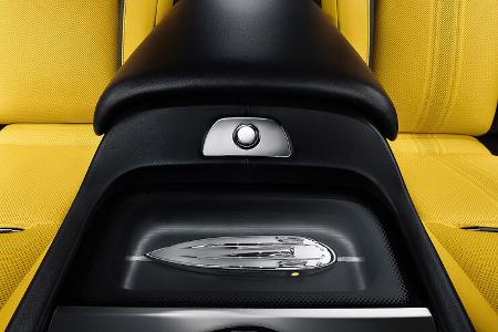 Rolls-Royce Black Badge Wraith Black Arrow Collection