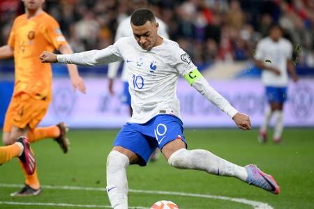 Mit Kapitän Mbappe: Frankreich fertigt Niederlande ab