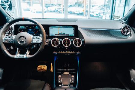 Mercedes-Benz GLA 45 s 4-matic AMG 