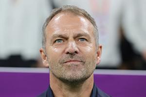 Flick plant mit USA-Reise und Jahresabschluss in Österreich