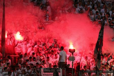 DFB: Geldstrafen für Wolfsburg und Frankfurt