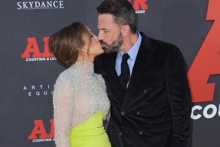 Hier können J.Lo und Ben Affleck kaum die Hände voneinander lassen