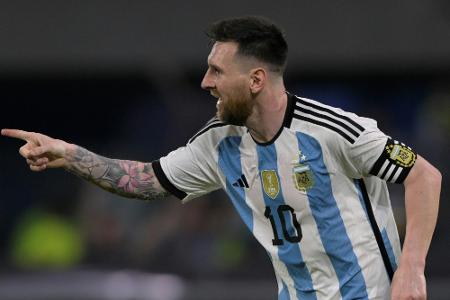 Hattrick für Argentinien: Messi knackt 100-Tore-Marke