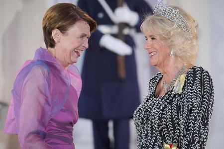 Erste Auslandsreise als Queen Consort: Camilla glänzt in Deutschland
