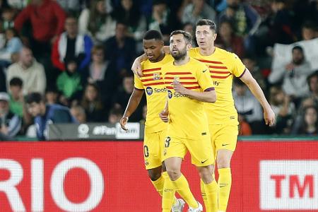 Lewandowski-Doppelpack bei Barcelonas Sieg