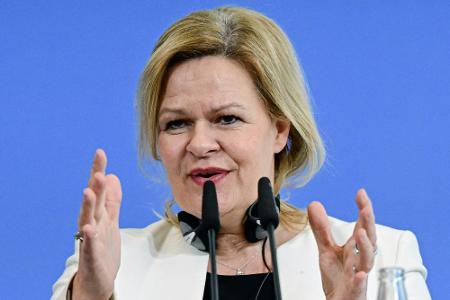 Faeser lobt Vorbildfunktion des Turner-Bundes