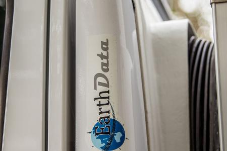 EarthCruiser Overland Vehicles Expeditionsmobil Explorer XPR440