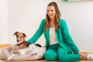 Laura Wontorras Hund war "jeden Tag mit am 'Grill den Henssler'-Set"